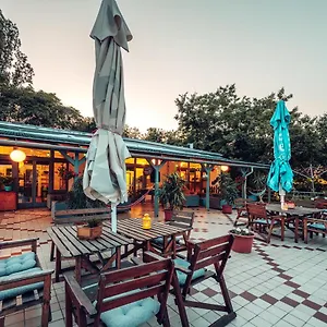 Island (adults Only) Будапешт